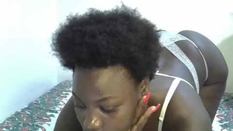 bubbly_ass30 online show from March 6, 11:16 am