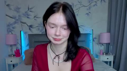 Leona online show from March 3, 11:11 pm