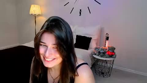 Ari online show from June 24, 1:10 pm