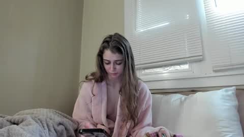 Snapshot of buffybarloe chatting on February 8, 4:46 pm Buffy online show from February 8, 4:46 pm