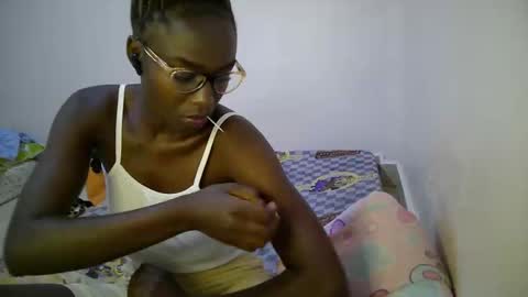 bunny_bliss1 online show from May 9, 9:50 pm