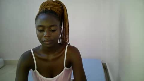 bunny_bliss1 online show from May 16, 10:36 am