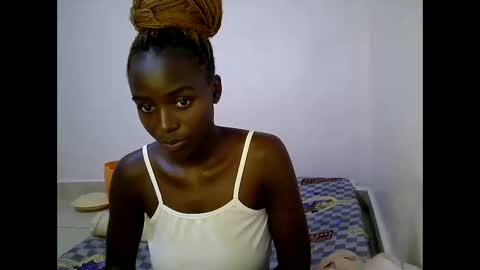 bunny_bliss1 online show from May 14, 11:32 pm