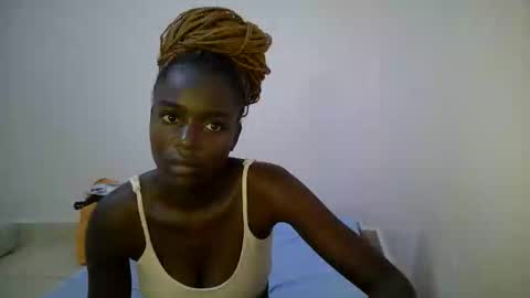 bunny_bliss1 online show from May 21, 5:27 am