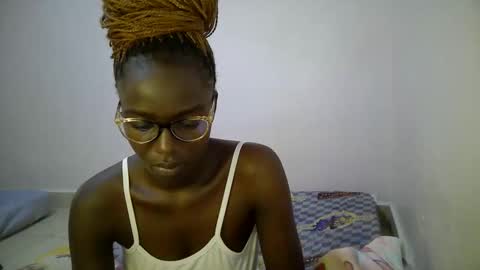 bunny_bliss1 online show from May 10, 11:40 pm
