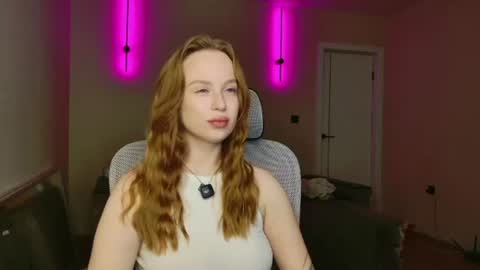 Mary online show from July 20, 2:19 pm
