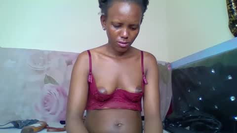 bunnydiva_ online show from October 19, 11:18 pm