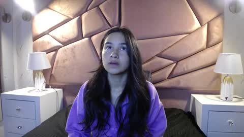 Snapshot of bunnywhite21 chatting on October 18, 6:53 pm bunny online show from October 18, 6:53 pm