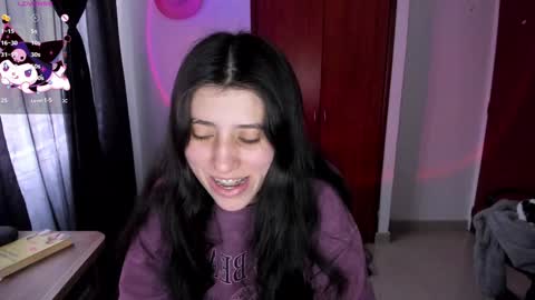 Snapshot of bunnyy09 chatting on December 23, 2:39 pm Jess online show from December 23, 2:39 pm