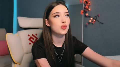 Amelia online show from May 25, 6:34 am