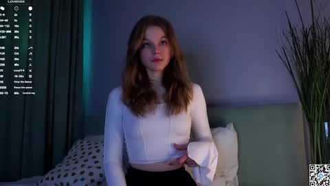 Snapshot of burnletitallburn chatting on February 24, 2:25 pm Jessica online show from February 24, 2:25 pm