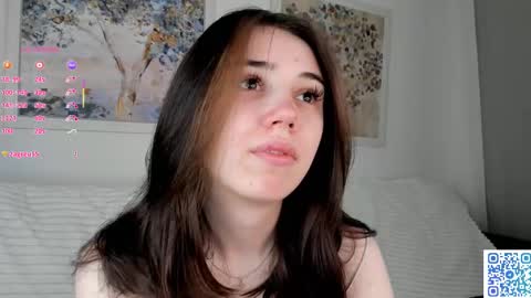Snapshot of burnletitallburn chatting on March 11, 1:16 am Jessica online show from March 11, 1:16 am