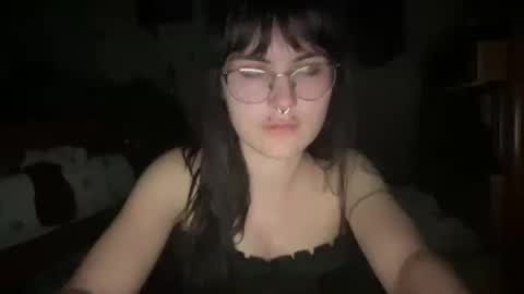 esme gray online show from May 15, 8:28 am