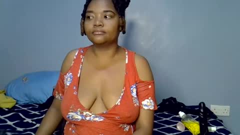 busty kenzi online show from July 23, 9:39 am