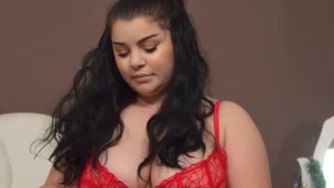 Snapshot of busty_madison chatting on December 22, 8:16 am busty_madison online show from December 22, 8:16 am