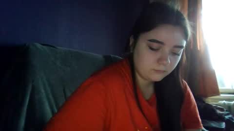 butterfly18988 online show from November 27, 8:17 am