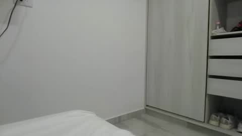 salome online show from December 3, 7:22 am