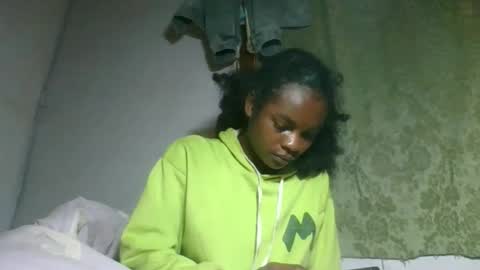caella98 online show from May 20, 6:43 am