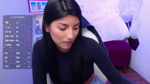 Snapshot of cailee_mansour chatting on October 6, 10:14 pm Cailee online show from October 6, 10:14 pm