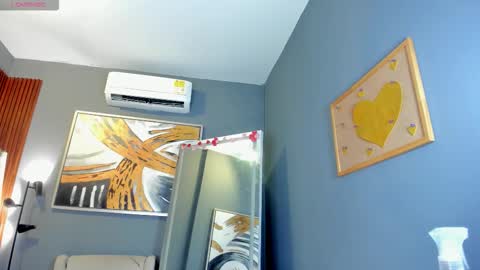 I am Katherine  online show from March 9, 10:51 am