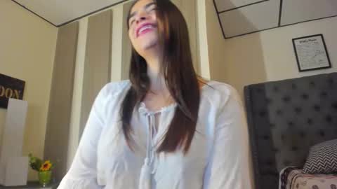 caitlingomez0 online show from December 16, 12:11 pm