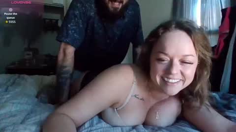 Caity online show from April 5, 5:01 pm