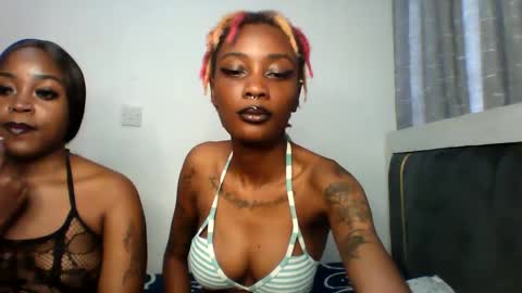 Snapshot of calin_3 chatting on September 25, 4:55 am calin online show from September 25, 4:55 am