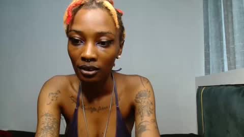 Snapshot of calin_3 chatting on September 13, 9:28 am calin online show from September 13, 9:28 am