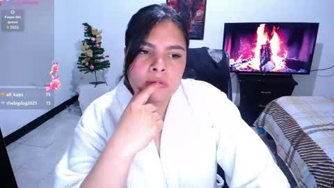 Snapshot of caliope_goddess1 chatting on December 30, 8:25 pm caliope_goddess1 online show from December 30, 8:25 pm
