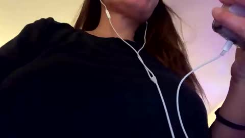 calishop1 online show from November 25, 4:03 am