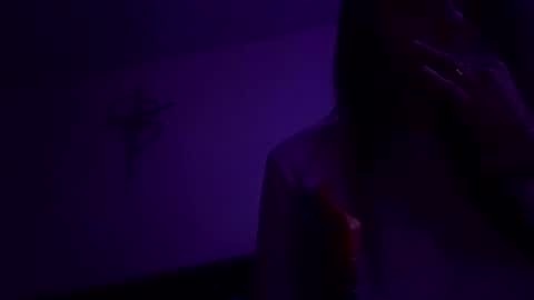 Snapshot of calishop1 chatting on January 26, 3:27 am calishop1 online show from January 26, 3:27 am