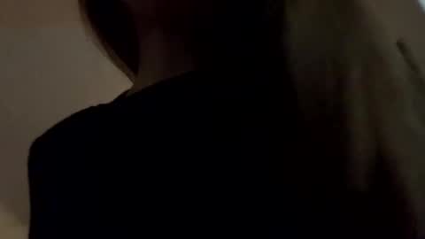 Snapshot of calishop1 chatting on January 8, 2:14 am calishop1 online show from January 8, 2:14 am