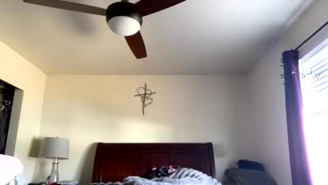 Snapshot of calishop1 chatting on March 5, 5:08 pm calishop1 online show from March 5, 5:08 pm