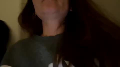 Snapshot of calishop1 chatting on December 4, 1:36 am calishop1 online show from December 4, 1:36 am