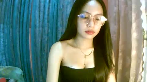 Snapshot of calla_freya chatting on October 7, 4:39 am Freya online show from October 7, 4:39 am