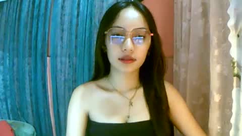 Snapshot of calla_freya chatting on October 14, 9:23 am Freya online show from October 14, 9:23 am