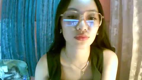 Snapshot of calla_freya chatting on October 11, 8:19 am Freya online show from October 11, 8:19 am