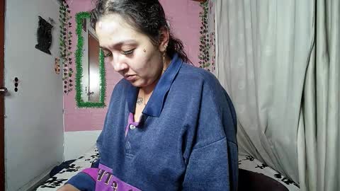 paula online show from February 11, 4:03 am