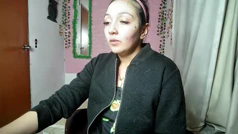 paula online show from December 23, 4:38 am