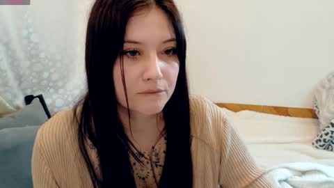 Snapshot of callme_vicky chatting on October 18, 12:19 pm ViCtOriA online show from October 18, 12:19 pm
