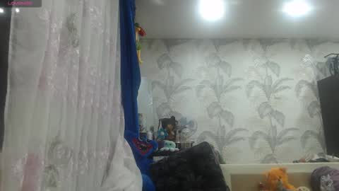 CamDiva1 online show from December 4, 2:36 am