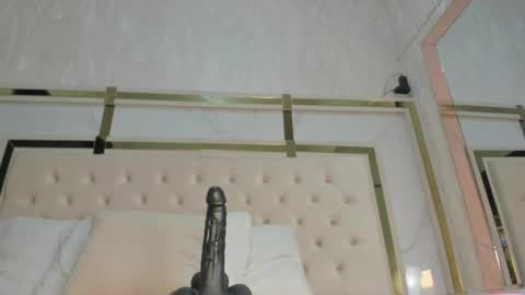 cameron_hearts online show from November 29, 7:29 pm