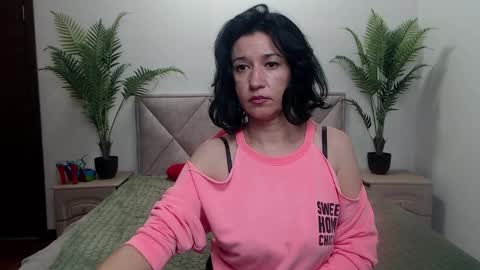 Cameronenns online show from November 28, 1:47 pm