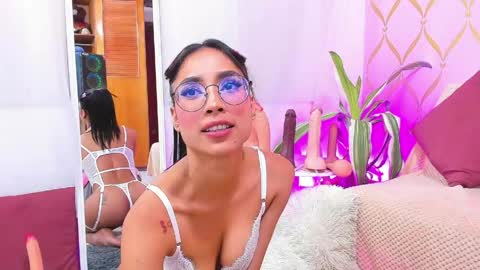 Camila online show from March 12, 4:37 am