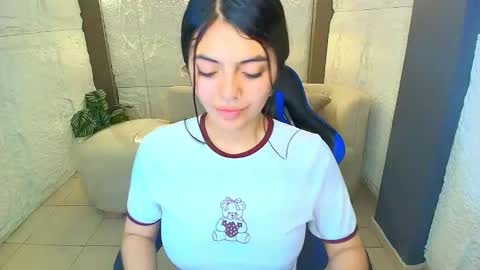 Cami  online show from November 27, 11:18 pm