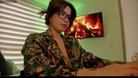 camila   online show from February 4, 12:00 pm