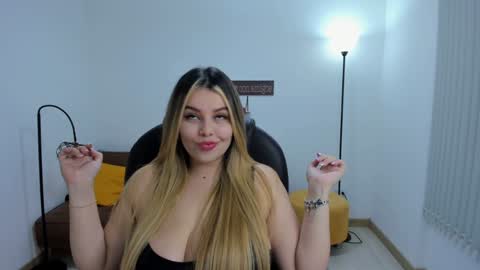 Camila online show from February 9, 4:04 am