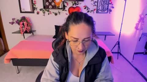 camila_bj online show from June 27, 4:46 am