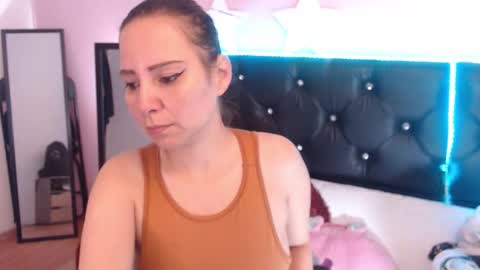 camila online show from November 16, 12:27 pm