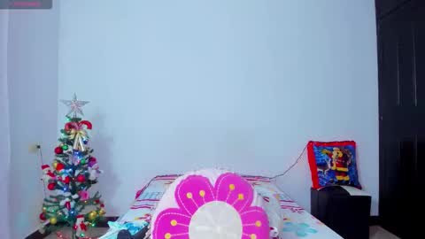 camilaa foxxx online show from December 19, 4:32 pm